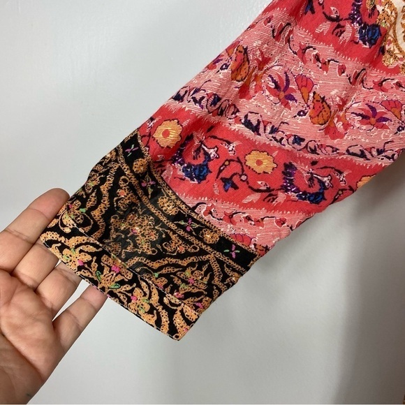 Soft Surrounding Brynn Button Tunic Shirt Floral Paisley Silk Velvet Trim - Picture 8 of 10